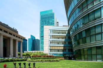 Trung tâm thương mại